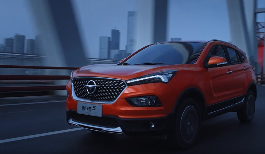 要拍攝優(yōu)質(zhì)的汽車廣告宣傳片方式？(圖1)